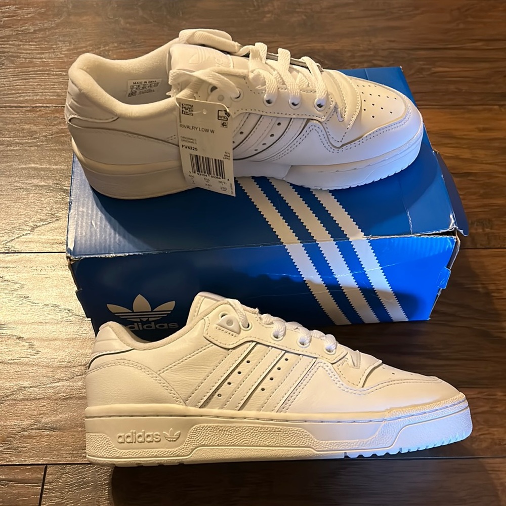 Adidas Rivalry Low Women’s white shoe